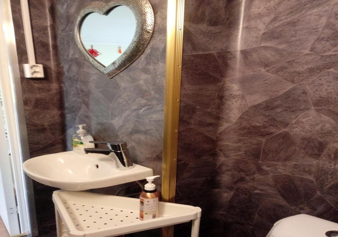Lin'S B&B Älvsered Екстериор снимка